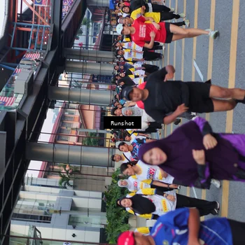 Runner Photo 5033044