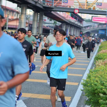 Runner Photo 5033048