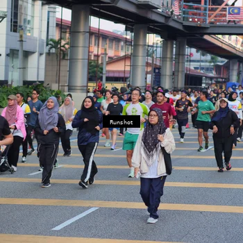 Runner Photo 5033055