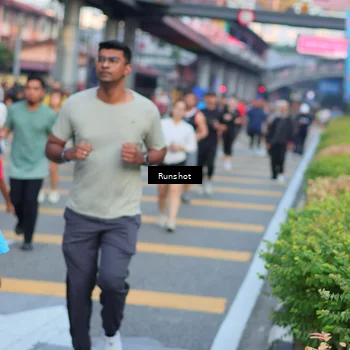 Runner Photo 5033065