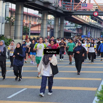 Runner Photo 5033097
