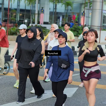 Runner Photo 5033111