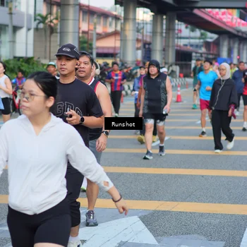 Runner Photo 5033120