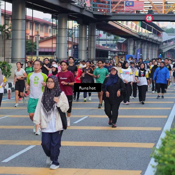 Runner Photo 5033122