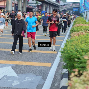 Runner Photo 5033144