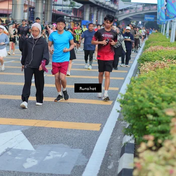 Runner Photo 5033145