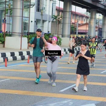 Runner Photo 5033193