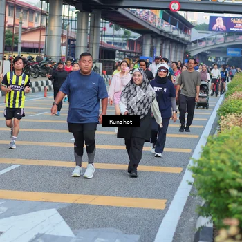 Runner Photo 5033201