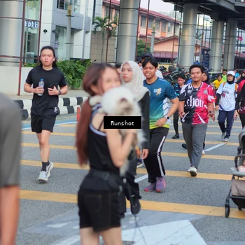 Runner Photo 5033263