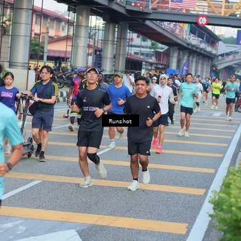 Runner Photo 5033359