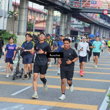 Runner Photo 5033365