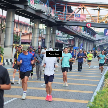 Runner Photo 5033375