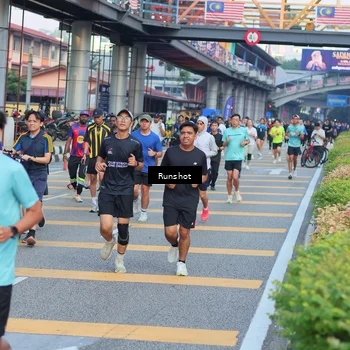Runner Photo 5033381