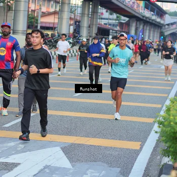 Runner Photo 5033395