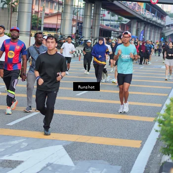 Runner Photo 5033396