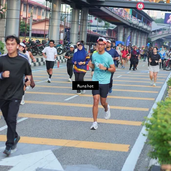 Runner Photo 5033401
