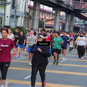 Runner Photo 5033404