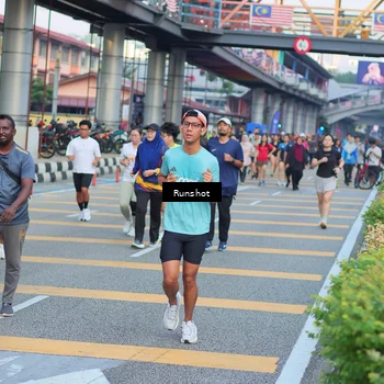 Runner Photo 5033405