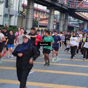 Runner Photo 5033420