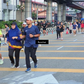 Runner Photo 5033428