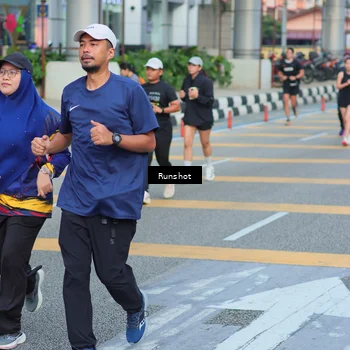 Runner Photo 5033440