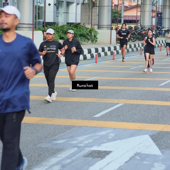 Runner Photo 5033441