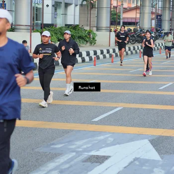 Runner Photo 5033443