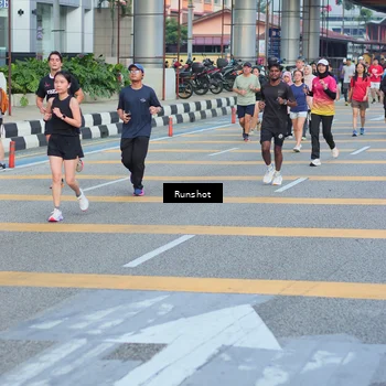 Runner Photo 5033458