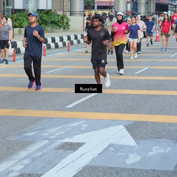Runner Photo 5033471