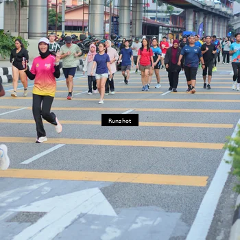 Runner Photo 5033478