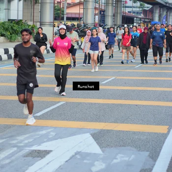 Runner Photo 5033496