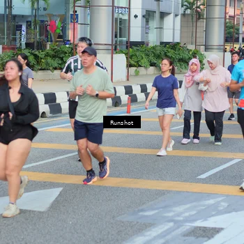 Runner Photo 5033507