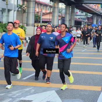 Runner Photo 5033568