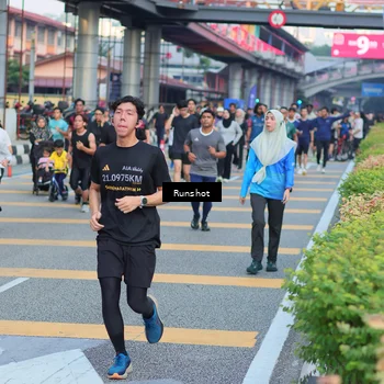 Runner Photo 5033618