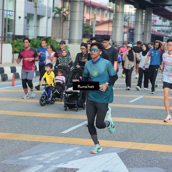 Runner Photo 5033640