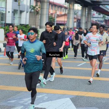 Runner Photo 5033641