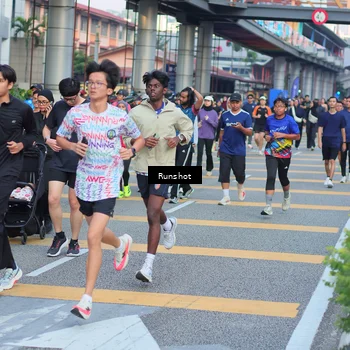 Runner Photo 5033653