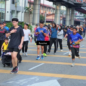 Runner Photo 5033666