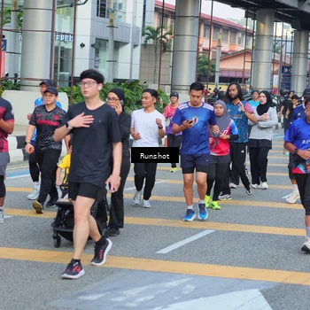 Runner Photo 5033670