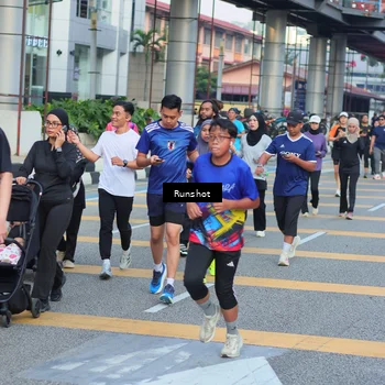 Runner Photo 5033696