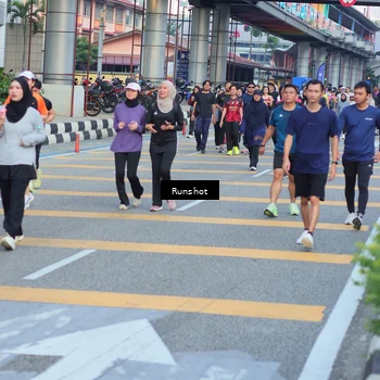Runner Photo 5033701
