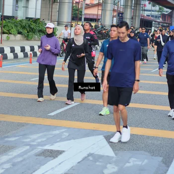 Runner Photo 5033716