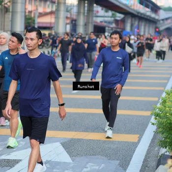 Runner Photo 5033725