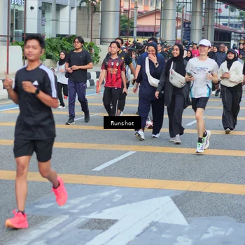 Runner Photo 5033752
