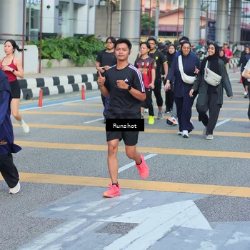 Runner Photo 5033753