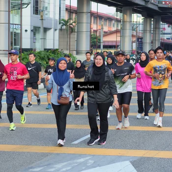 Runner Photo 5033800