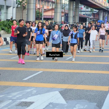 Runner Photo 5033843
