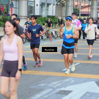 Runner Photo 5033910