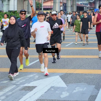 Runner Photo 5033950