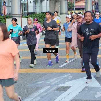 Runner Photo 5033993